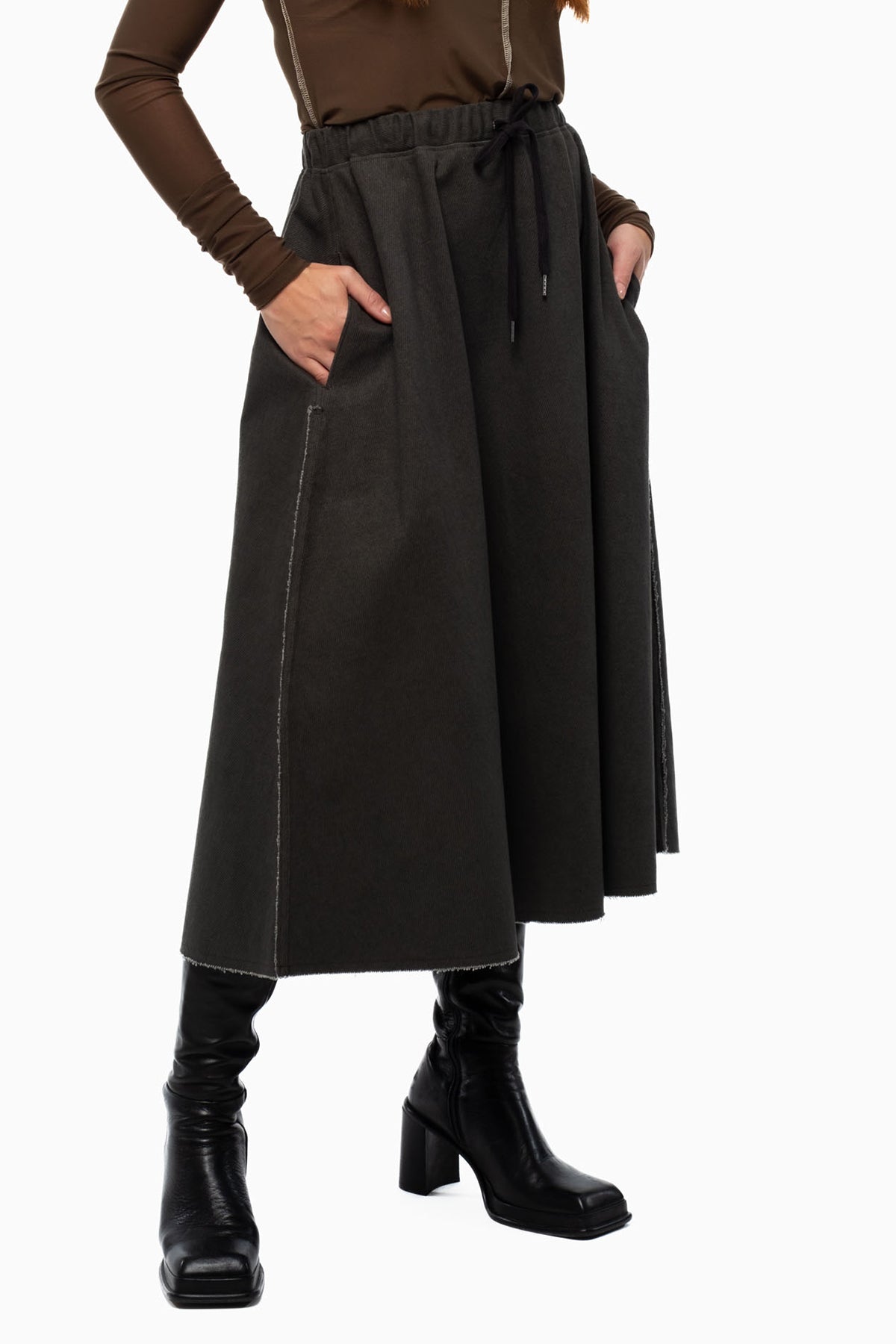 Service Skirt