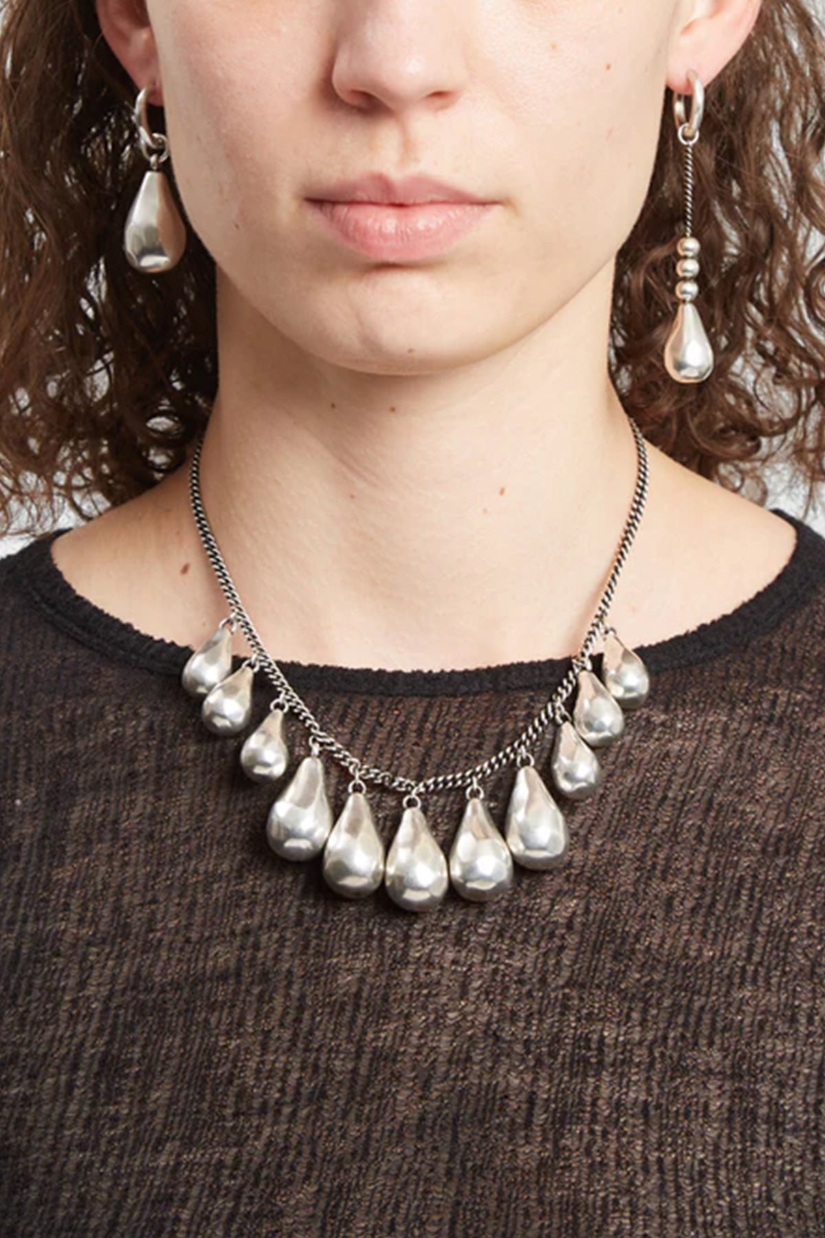 Nais Pearl Earrings