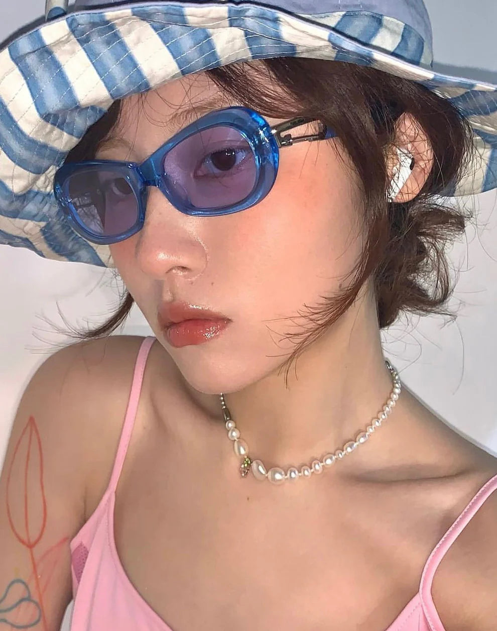 Incomplete Pearl Choker