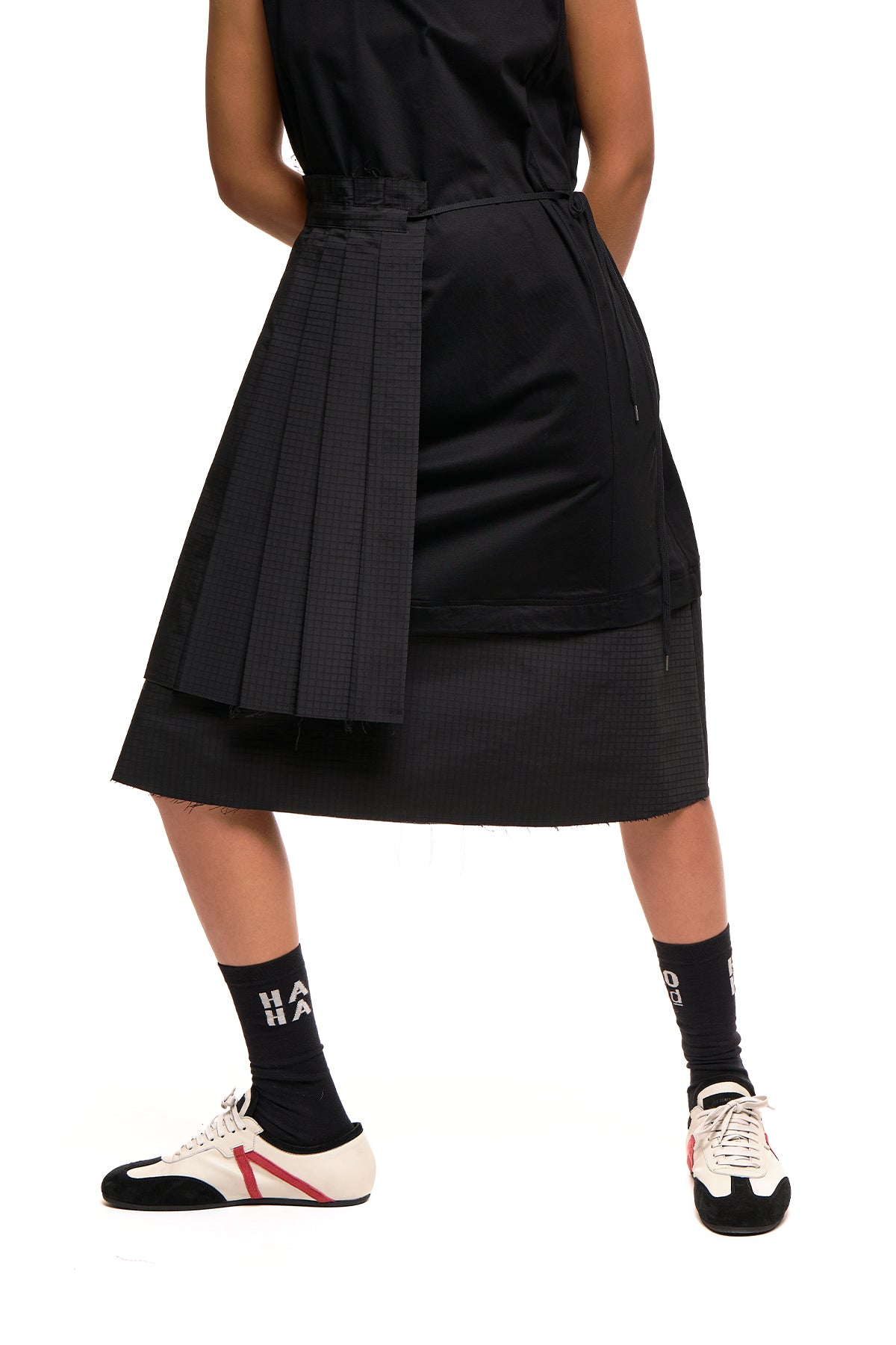 Demi Pleat
