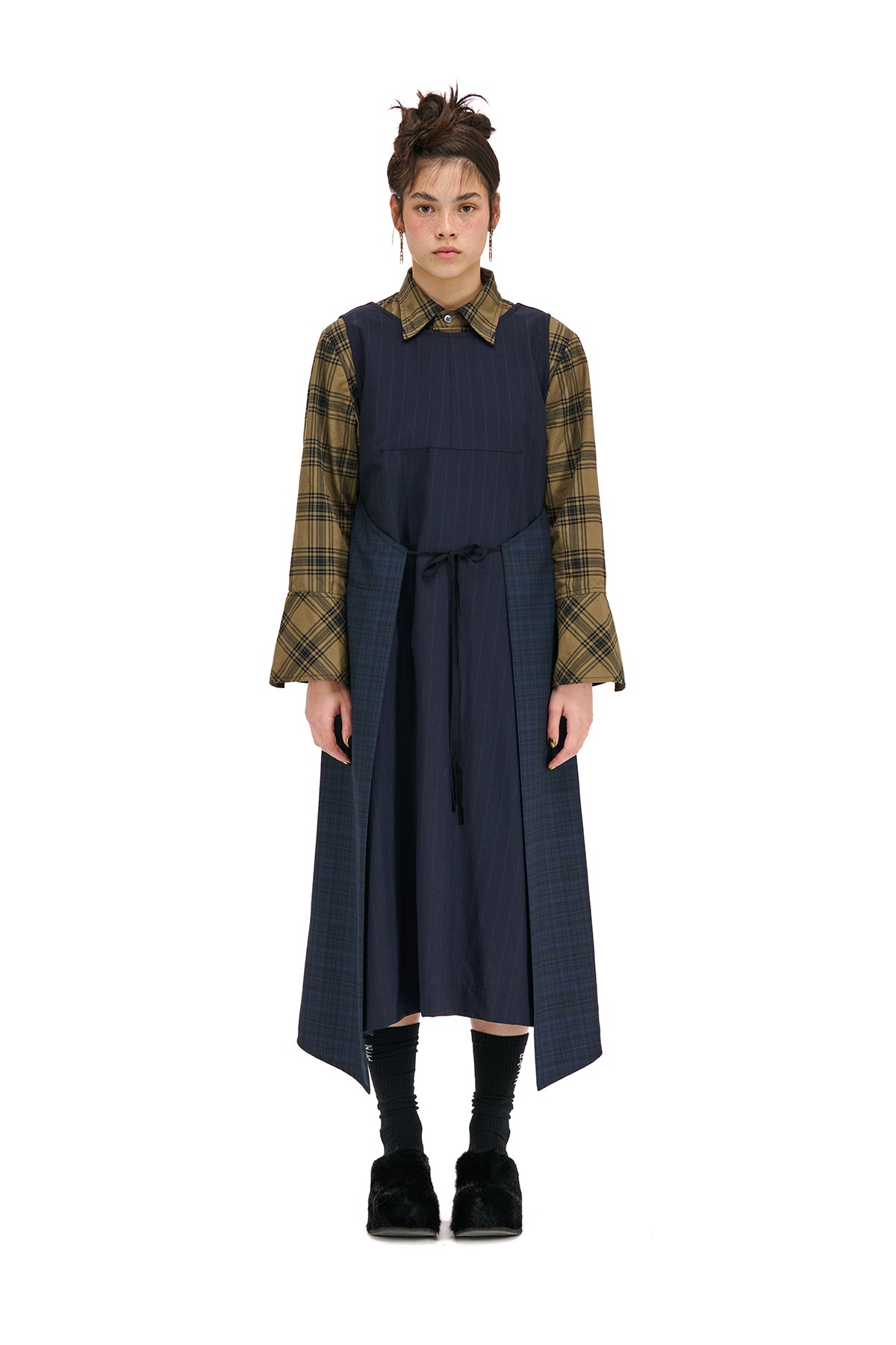 Detached Pinafore