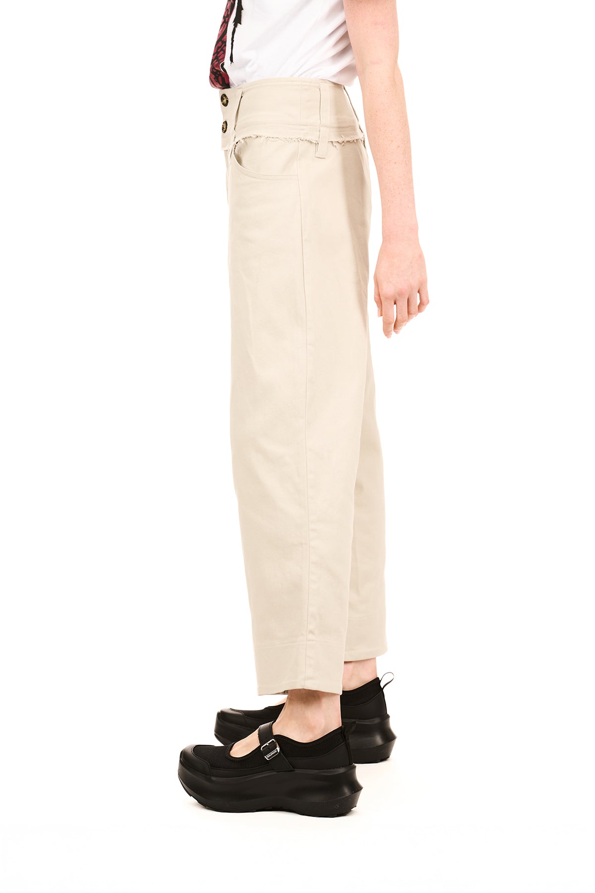 Novel Trouser