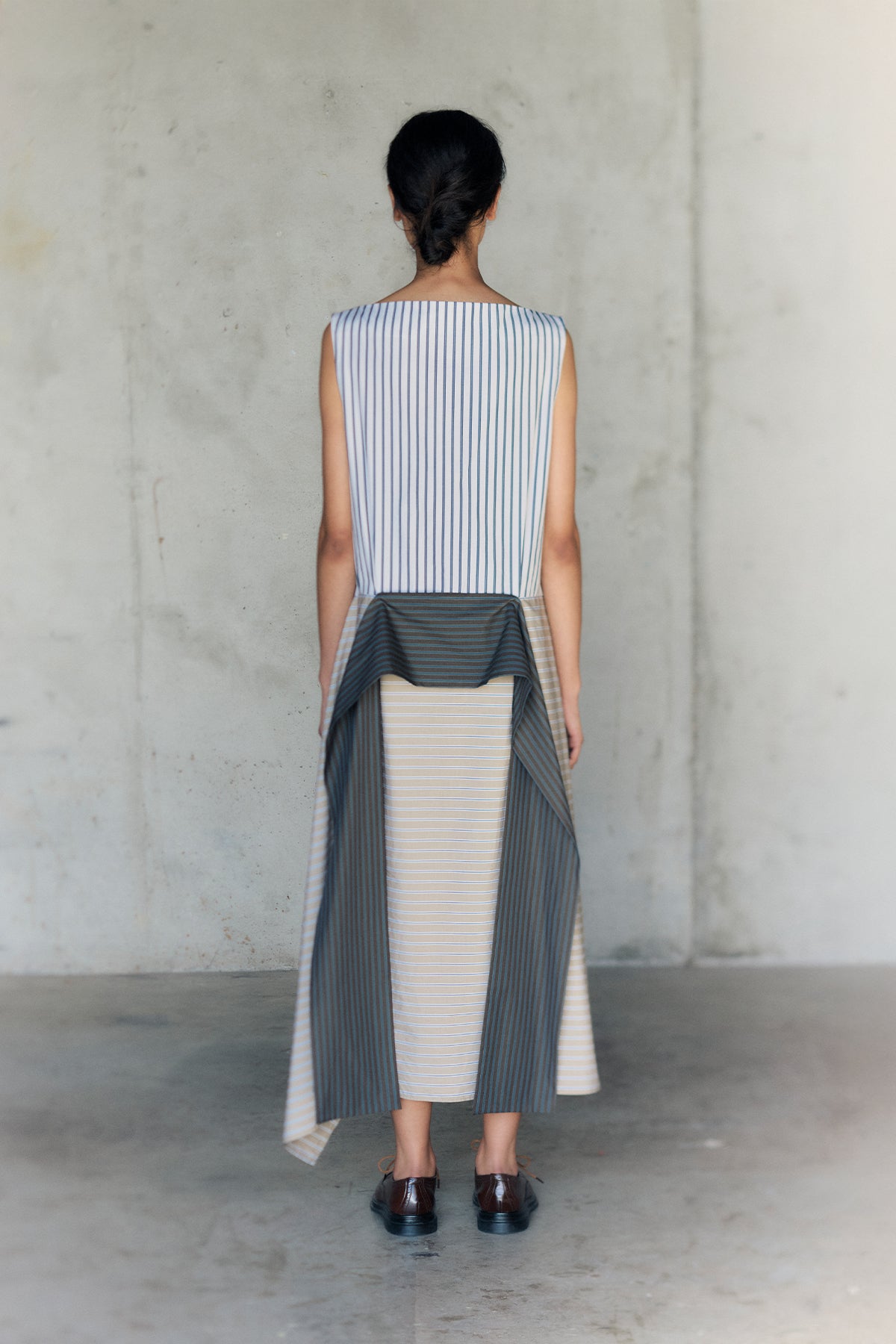 Sleeveless Drape Dress